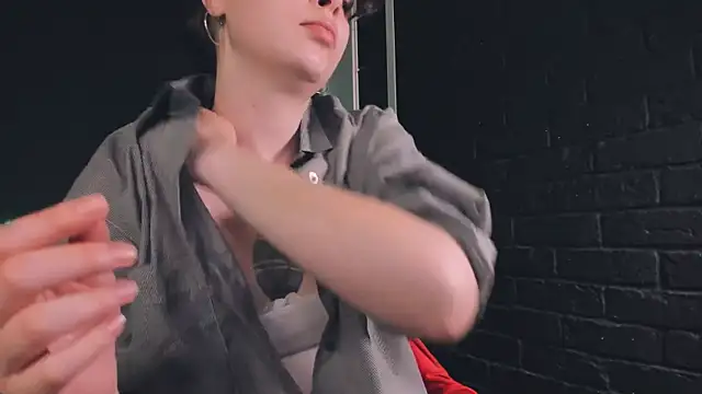 Živý XXX chat Maykinkya