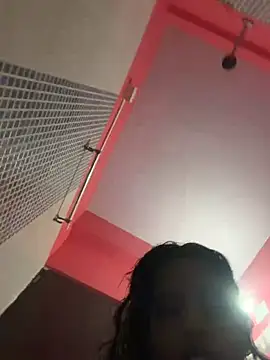 XXX chat uživo modela V-Hot-Sweti
