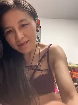 צ'אט XXX בשידור חי של yinyin326