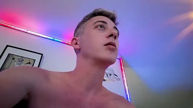 Chatroom XXX en direct de 1Hugo1