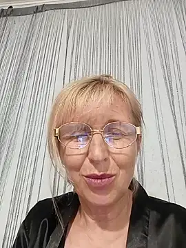 Czat XXX na żywo – TrinaAdair