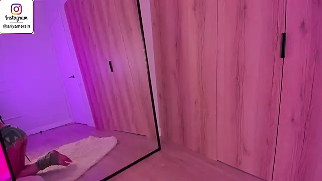 ariyastar Chat XXX live
