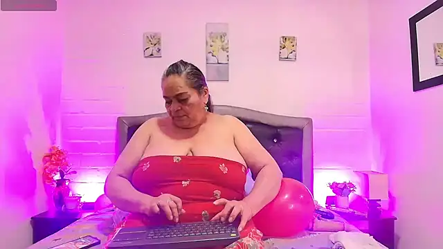 QueenMatturex Live XXX-Chat