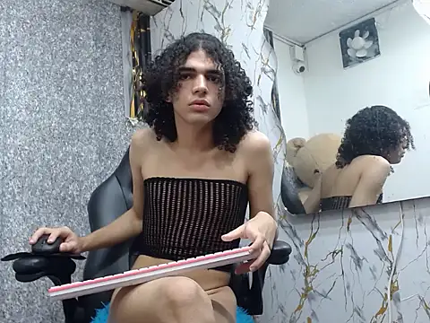 צ'אט XXX בשידור חי של isa_x18