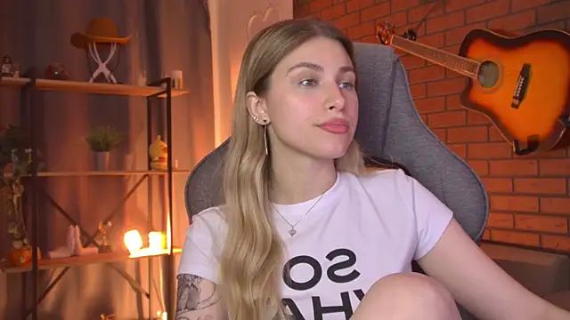 XXX chat uživo modela EllieCutes