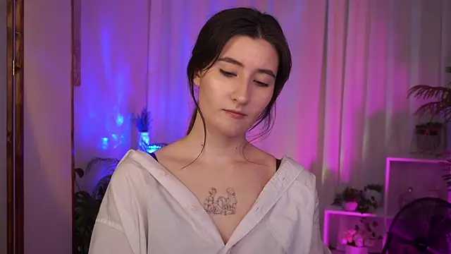 XXX chat uživo modela MayShawty