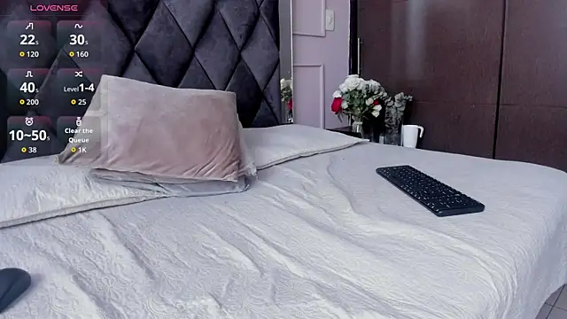 XXX chat uživo modela swmaddy_