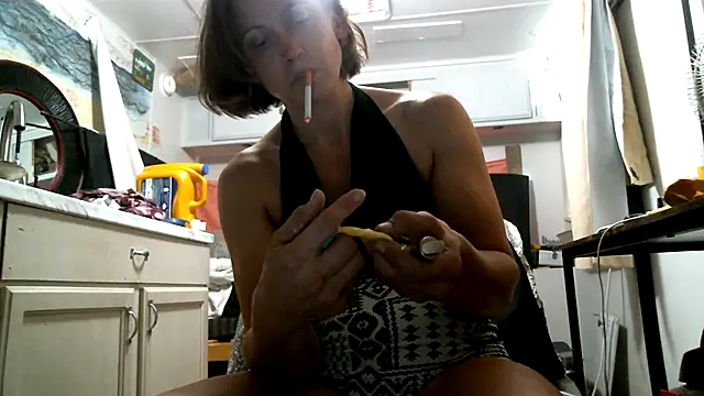 Chat +18 de SexyB214 ao vivo