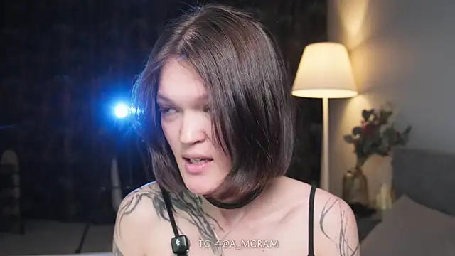 diormelon's Live XXX Chat