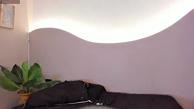 ainaah_'s Live XXX Chat