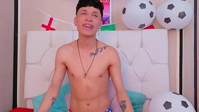 צ'אט XXX בשידור חי של Axel__Evans