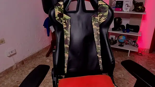 צ'אט XXX בשידור חי של exquisite_gabe