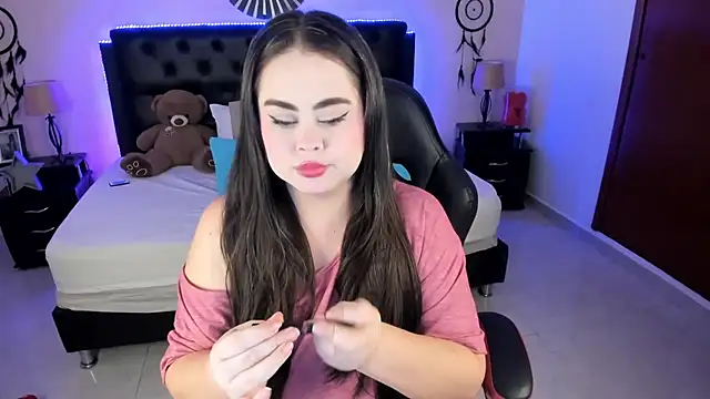 Chat +18 de LolaVillalobos ao vivo