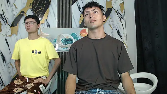 Chat +18 de VERY_HOT_GUYS ao vivo