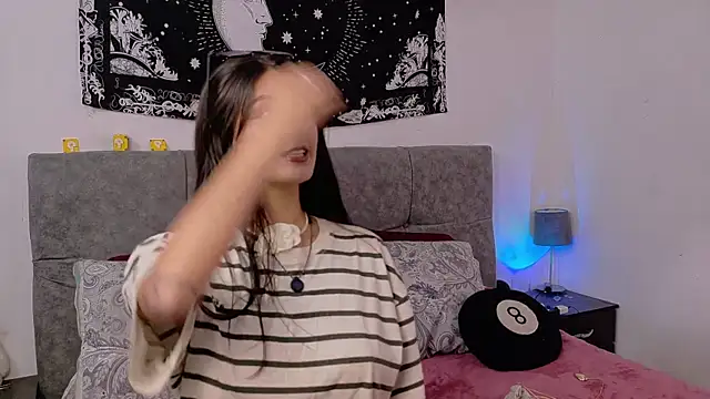 Lexiie1's Live XXX Chat