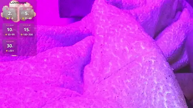 Cloudd_Kingg_Iceyyy Show in webcam