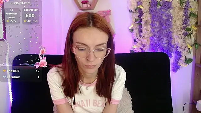 AuroraHans1 Adlı Modelin Canlı XXX Sohbeti