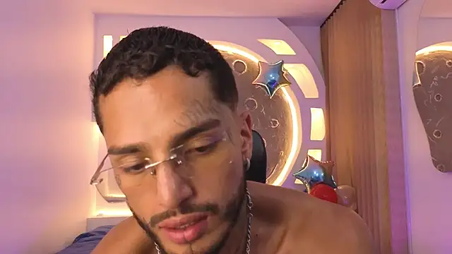 Alanrodgers' Live XXX Chat