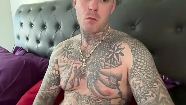 platinum_status webcam show