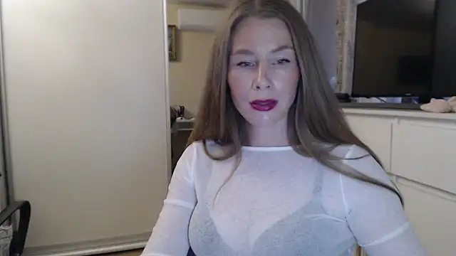 Myst_Velvet Chat XXX in diretta