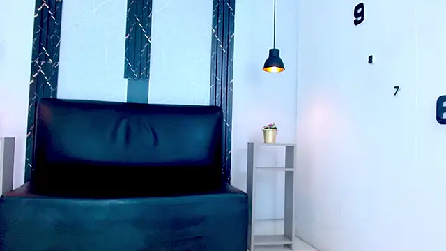 Chatroom XXX en direct de Feiccer_Castquer