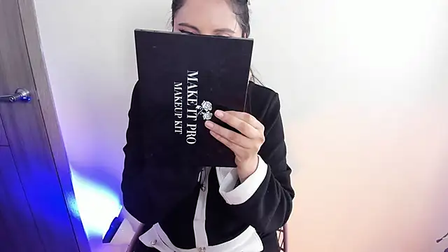 Kyomi_chang: онлайн-секс-чат