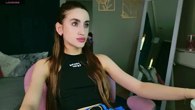 MadisonRen Adlı Modelin Canlı XXX Sohbeti