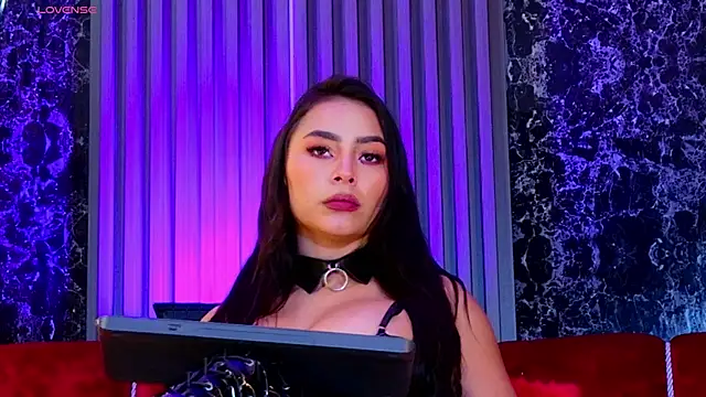 Chat +18 de KaramStones ao vivo