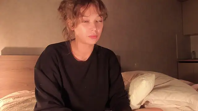 KitsuneDreams' Live XXX Chat