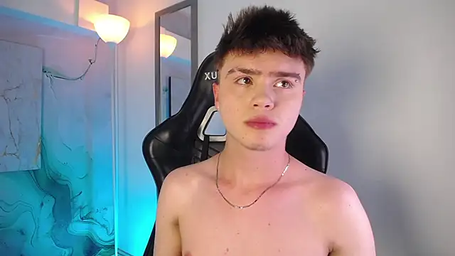 Chat XXX en directo de Ian_Stone_