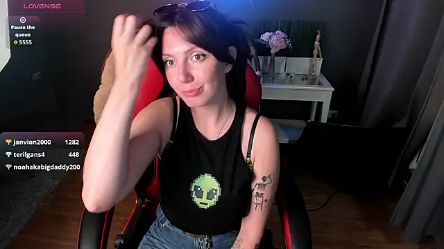 Lusy_Bliss: απευθείας συνομιλία ΧΧΧ