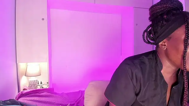 צ'אט XXX בשידור חי של TaylorBloom