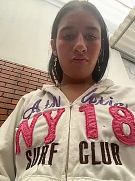 LilyRossi_'s Live XXX Chat