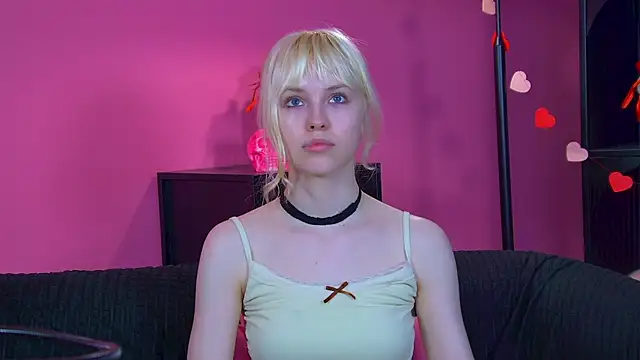 HannahHollis' Live XXX Chat