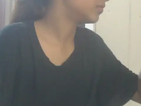 צ'אט XXX בשידור חי של NancyRuvi