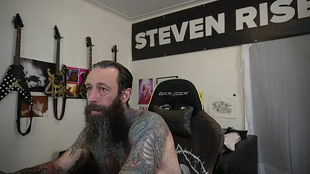 צ'אט XXX בשידור חי של StevenRiseNYC