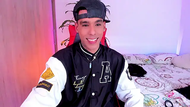 Damianwhite Chat XXX live