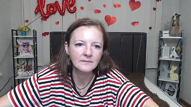 MeganPirs Chat XXX live