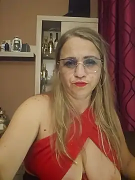 BLONDKICIA1 – Naživo XXX chat