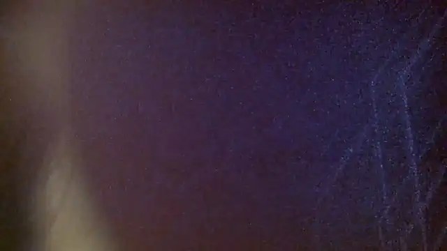 Chat +18 de SkinnyKitten ao vivo