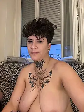 Chat XXX en directo de callmelouve