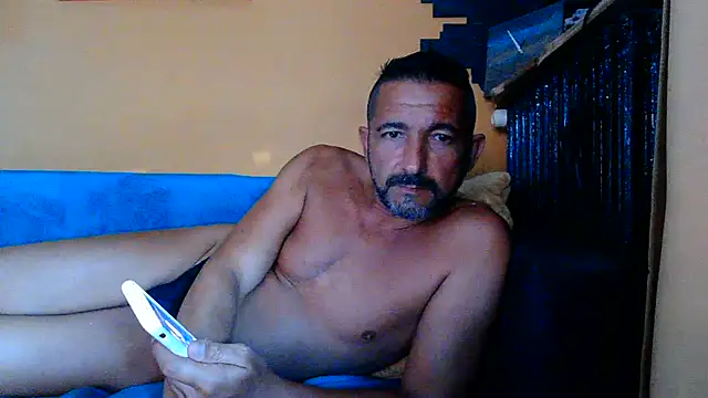 XXX chat uživo modela daddy3945