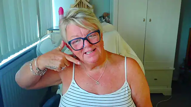 Živý XXX chat BridgetBlueEyes