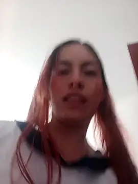 Chat XXX en directo de Mila_Monnet