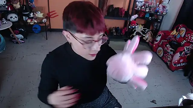 MissMiia2's Live XXX Chat