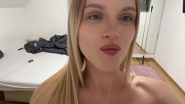 UnwedGristn Live XXX chat