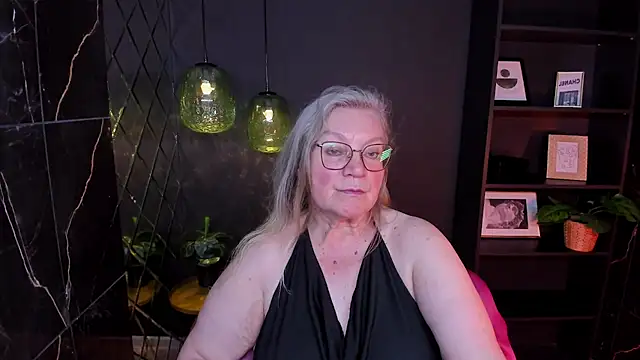 Chatroom XXX en direct de NataliMellow