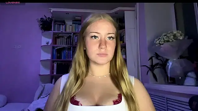 Lisi_Kiss_ Live XXX-chat
