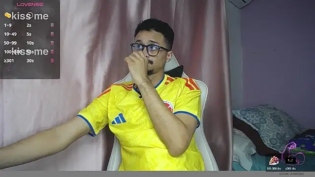 Amir_guy_ লাইভ XXX চ্যাট
