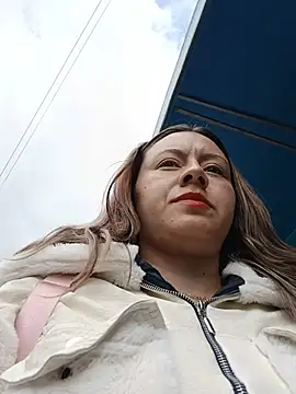 Chat XXX en directo de Hannah-colx